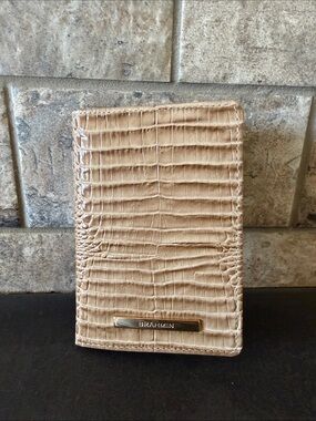 Brahmin Passport Wallet in Travertine. Beige Croc-Embossed.